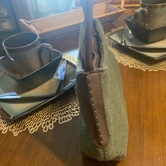 Purse - Picture 2 of 6